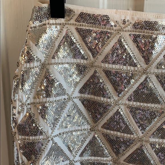 H&M Silver Sequined Skirt size 4 - Picture 3 of 8